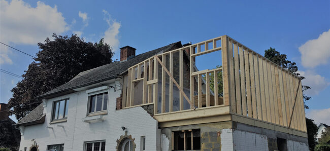 Extension étage en bois par Florian Huet