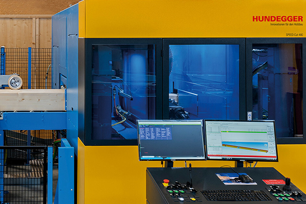 Machine d'usinage de bois